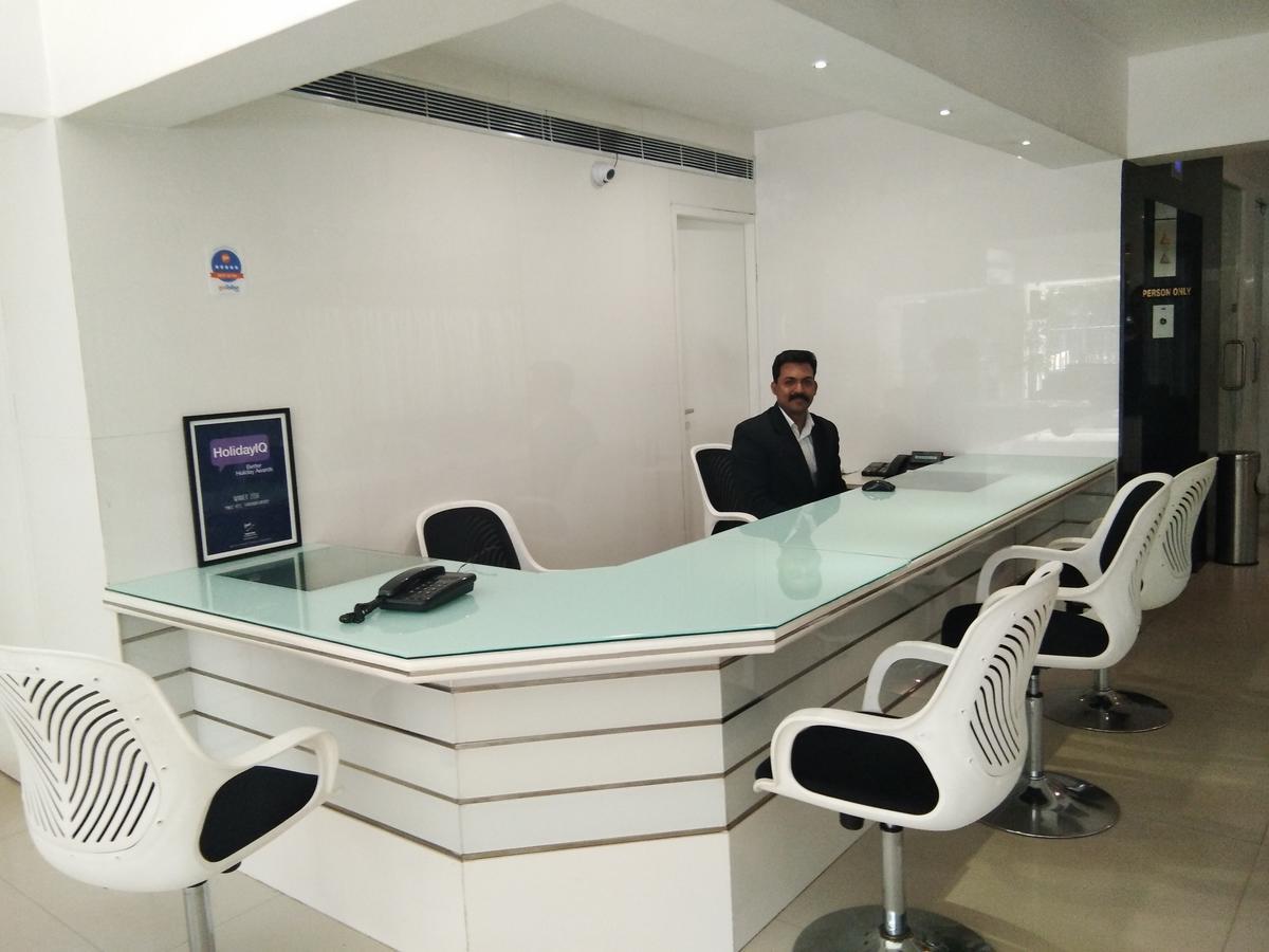 Hotel Pankaj Thiruvananthapuram Eksteriør billede